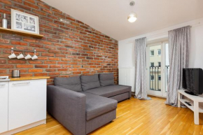 Warsaw City Centre Apartment Poznanska with Air-Conditioning by Noclegi Renters